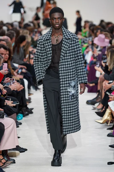 Look 61